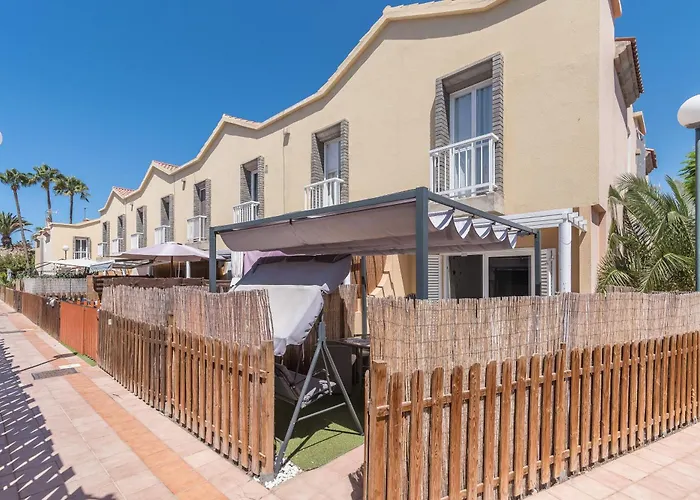 Appartamento Home2book Oasis Charming Duplex